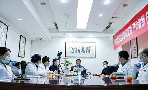 北京协和医院严肃教授莅临成都博大泌尿外科医院开展学术交流